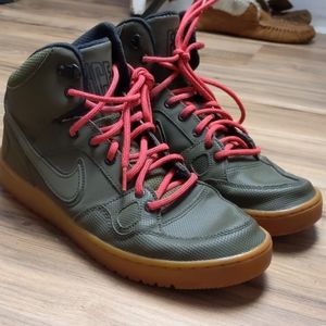 Nike Son of Force Mid Winter sz 9